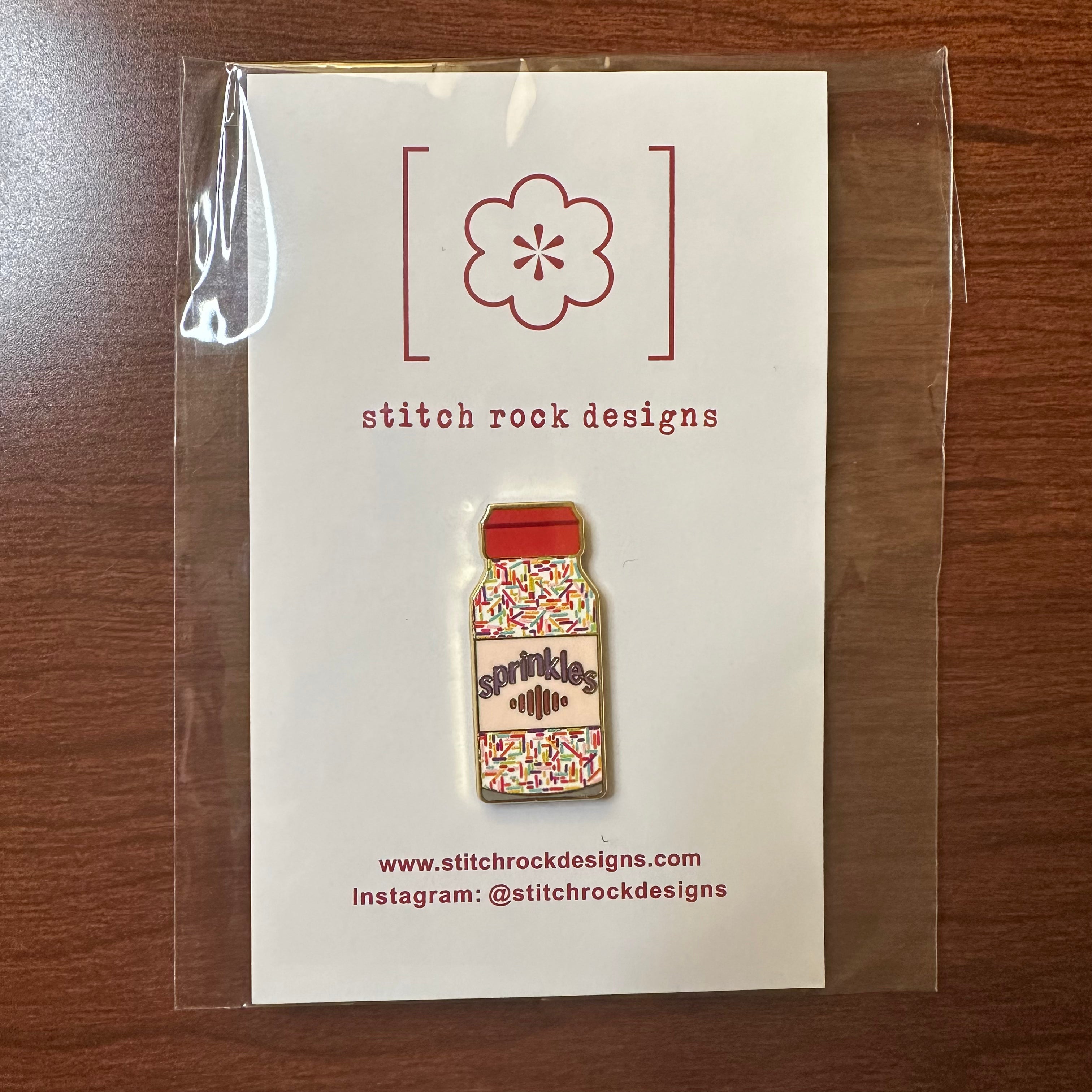 Sprinkles Needle minder The Needlepoint Clubhouse