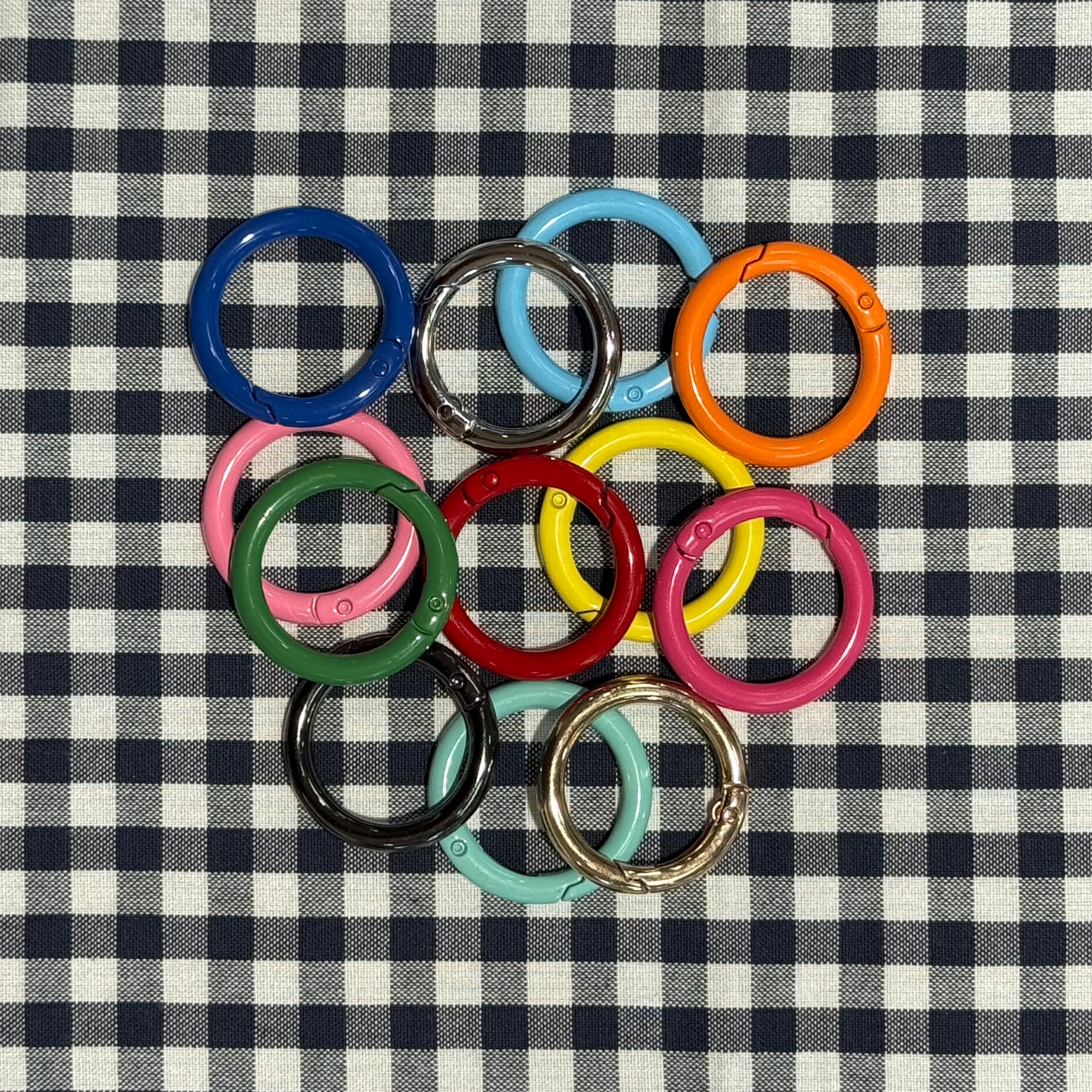 Set of 3 Springed Ring Clips – The Needlepoint Clubhouse