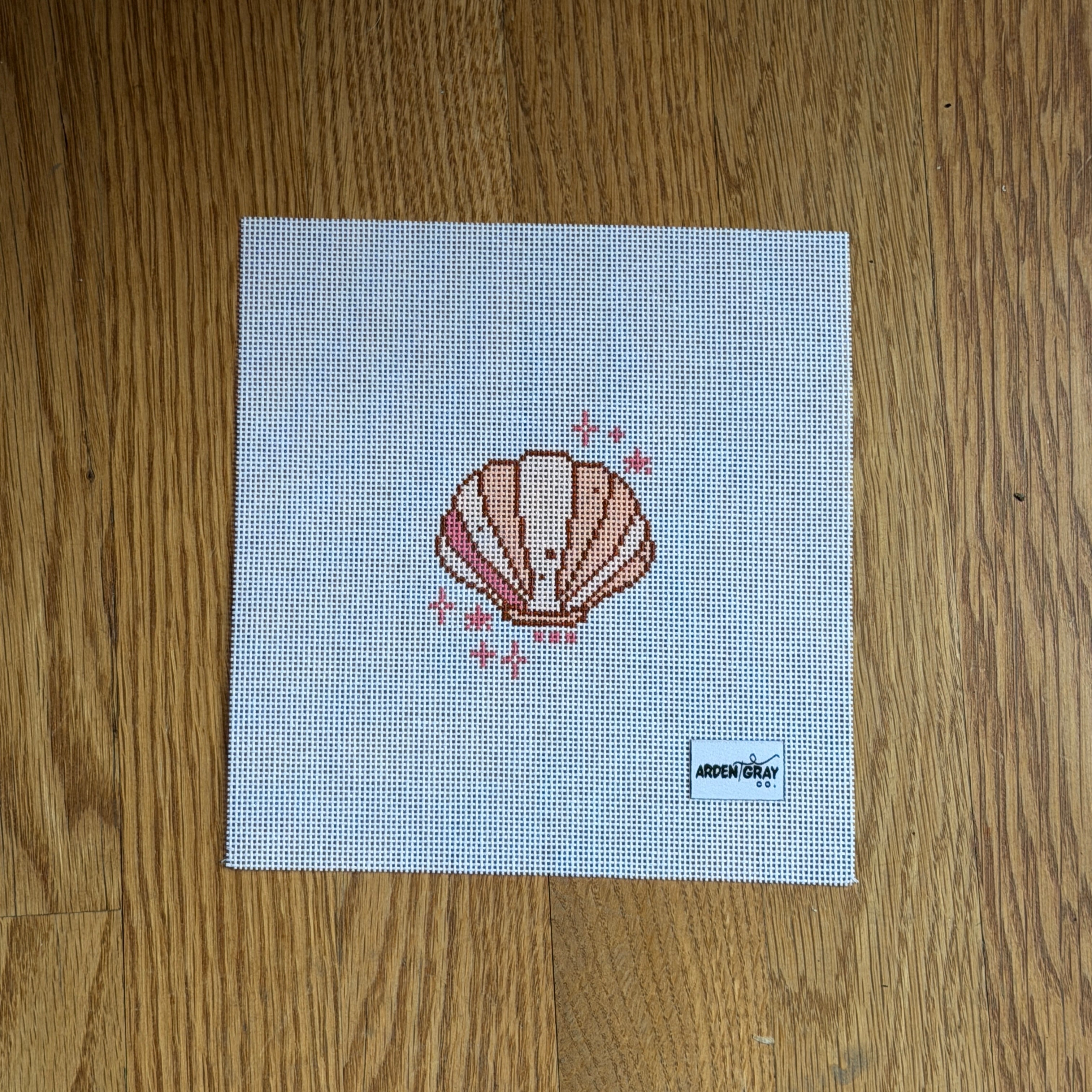 Geometric Shell Pattern Needlepoint Sparkle Shell – The Needlepoint Clubhouse